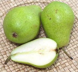Tosca Pears, hel og skåret