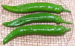 Whole Philippine Green Chilis