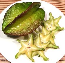 Carambola, whole and cut