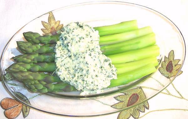 Dish of Asparagus with Mimosa Sauce