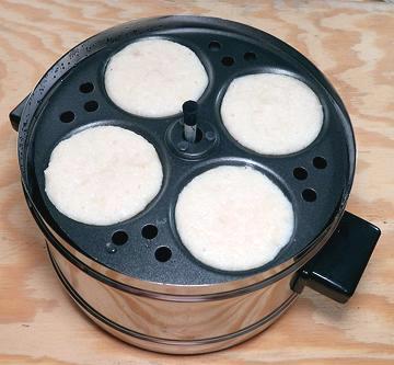 Idli Steamer with Cooked Idlis