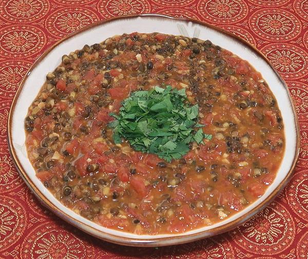 Dish of Urad Beans with Tomato