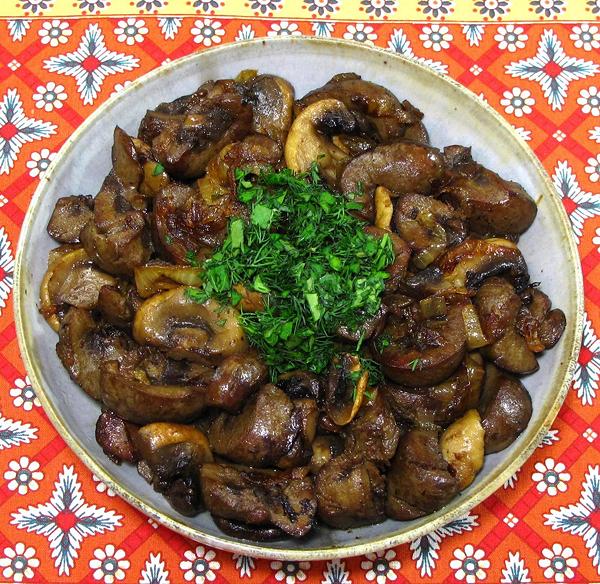 Dish of Kidneys with Mushrooms