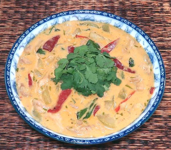 Dish of Chicken Fuzzy Melon Red Curry