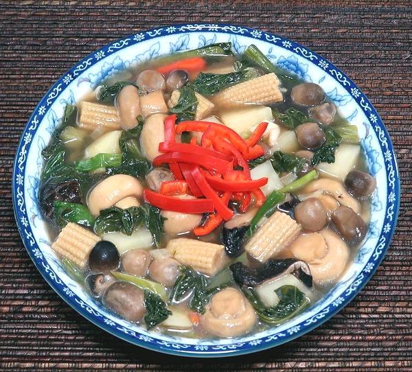 Dish of Yu Choy with Mshrooms and Vegies