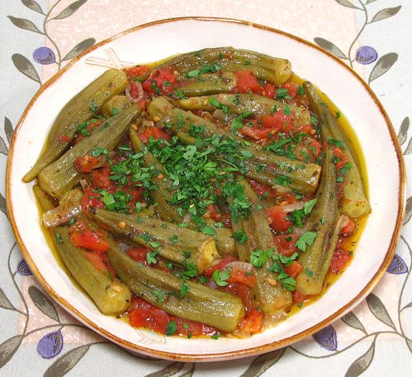 Dish of Okra with Tomato