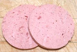 Slices of Lyoner Bologna