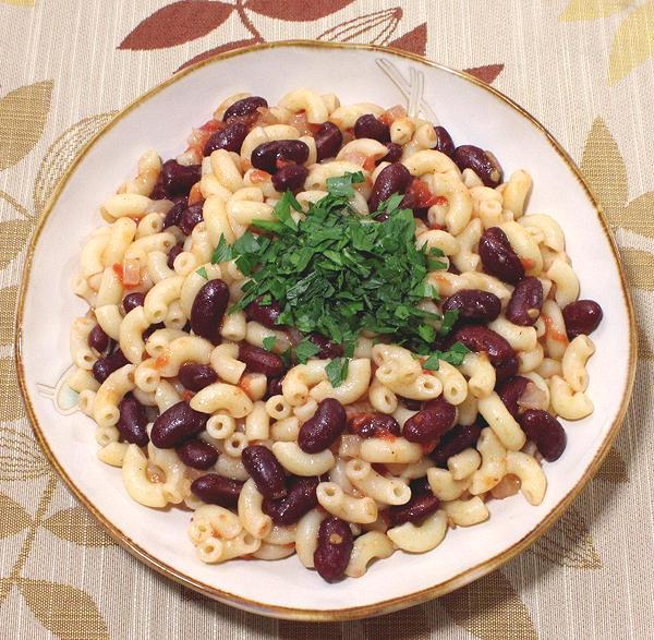 Dish of Macaroni with Red Beans
