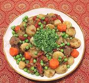 Dish of Beef & Arrowroot with Peas
